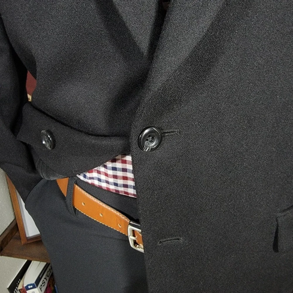 JOS A BANK GORDON Men's Sport Coat Blazer‎ Two Button Solid Black CASHMERE 43R